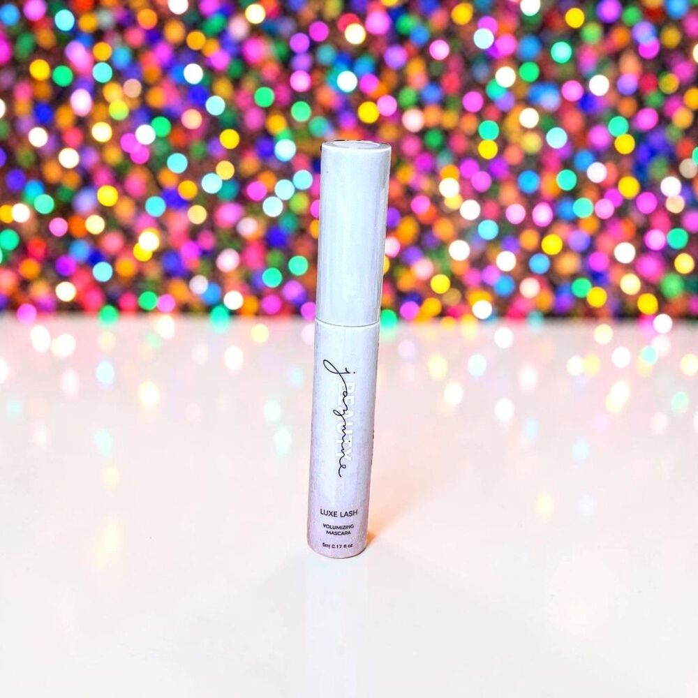 Jazmine Beauty Cosmetics Luxe Lash Volumizing Mascara 0.17 oz NWOB and Sealed